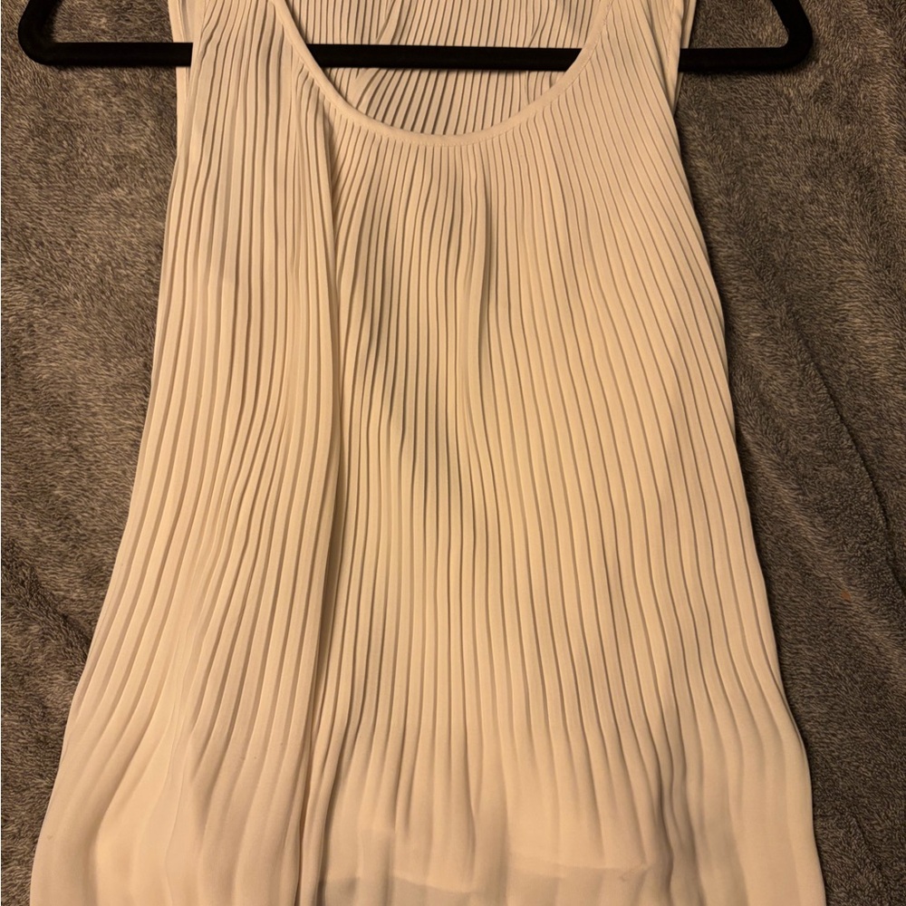 Banana Republic Women's Pleated Sleeveless Tank Top - Cream